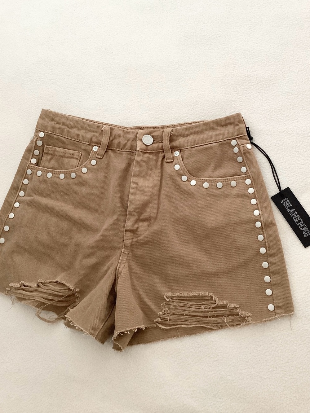 NEW Blank NYC Tan Distressed Studded Denim Trim High-Rise Ribcage Shorts